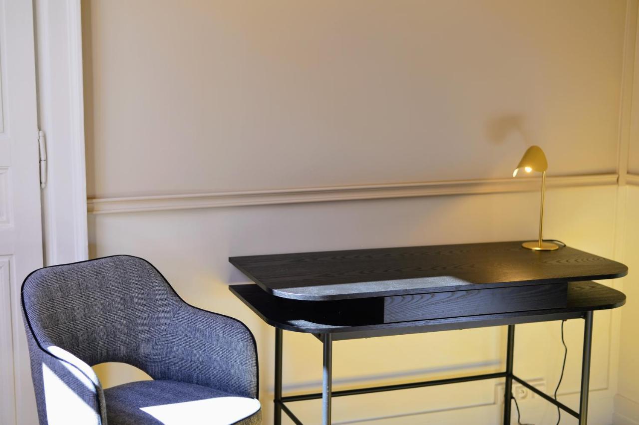 Eden Blue, Lovely Flat, Bright & Cosy In Лион Экстерьер фото